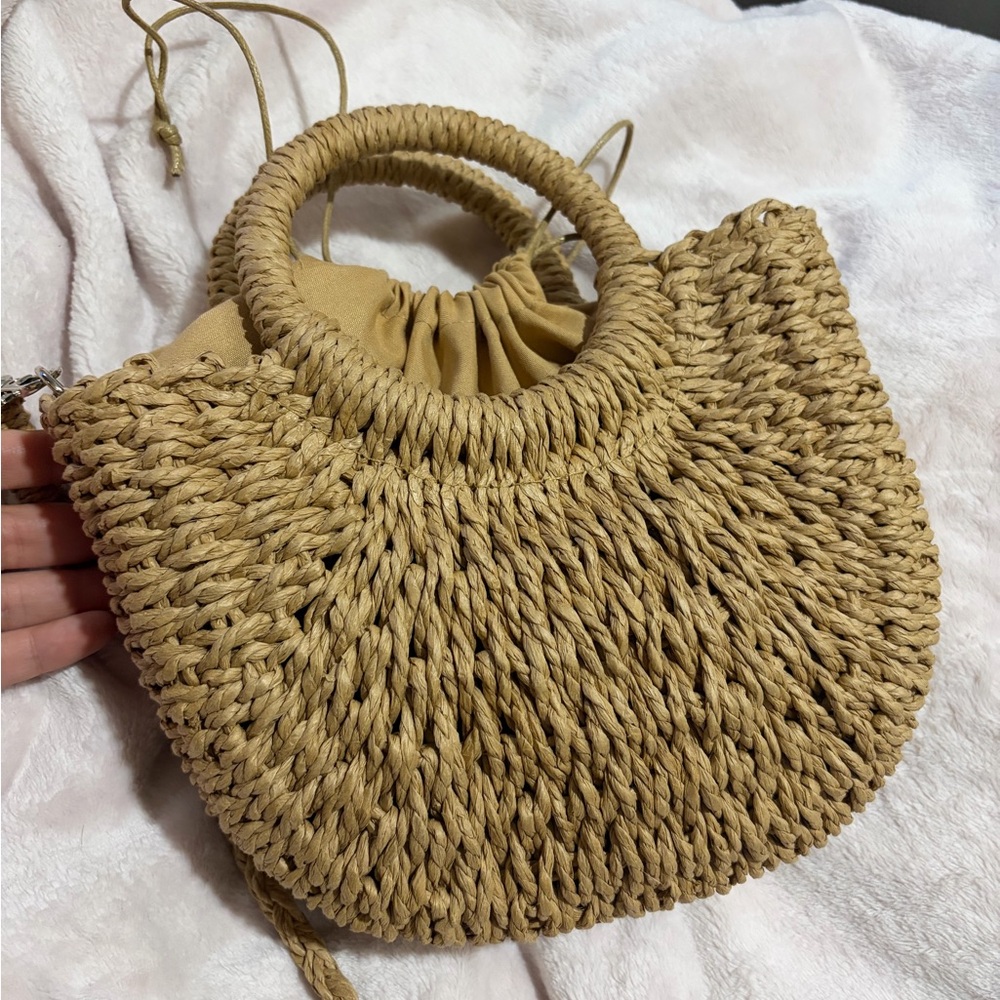 Chic Tan raffia summer Handbag - Picture 6 of 10